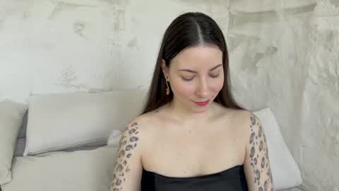 Snapshot of sandraschonherz chatting on February 2025 07:45:02 AM Sandra Schonherz online show from February 2025 07:45:02 AM