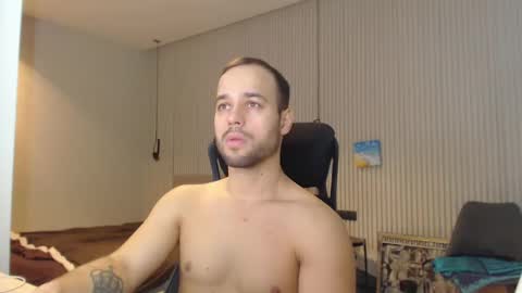 DeAlex online show from February 2025 11:01:02 AM