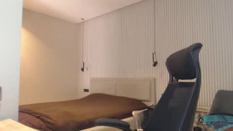 DeAlex online show from February 2025 10:14:01 AM