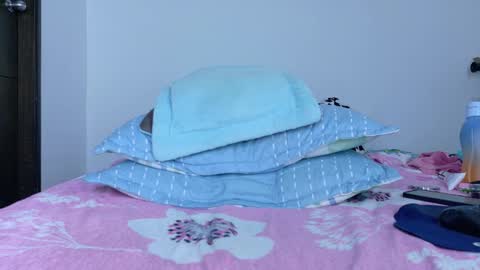 sandy online show from November 2025 07:57:01 PM