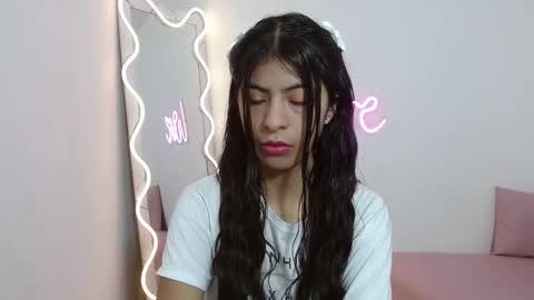 Snapshot of sandyy_tay chatting on November 2025 11:12:02 AM sandyy_tay online show from November 2025 11:12:02 AM