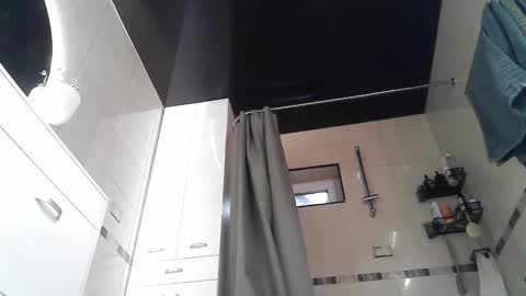 Snapshot of sanek7777 chatting on October 2025 12:38:02 PM sanek7777 online show from October 2025 12:38:02 PM