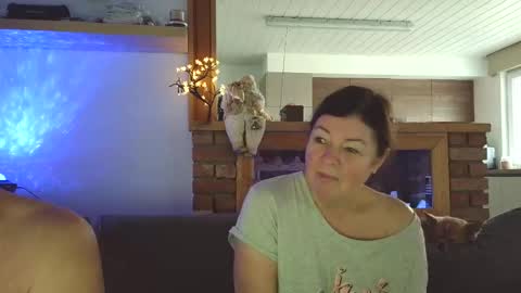 sanroom online show from November 2025 08:39:02 AM