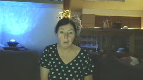 sanroom online show from December 2025 03:39:01 PM