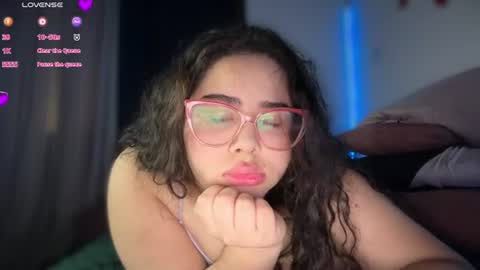 Snapshot of sansaleya69 chatting on June 2026 05:12:01 AM sansaleya online show from June 2026 05:12:01 AM
