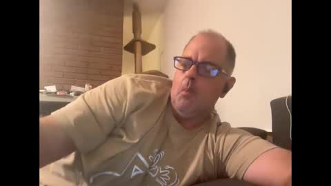 Snapshot of santaklaus77 chatting on October 2025 09:58:02 PM santaklaus77 online show from October 2025 09:58:02 PM