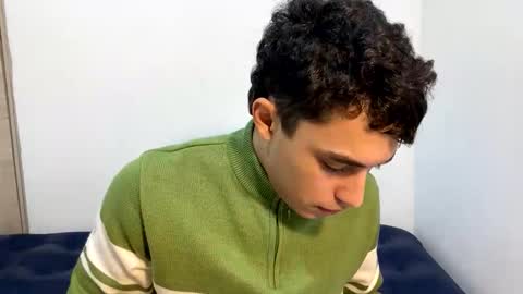 Snapshot of santi36rt chatting on April 2026 02:24:02 AM santi36rt online show from April 2026 02:24:02 AM