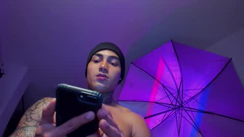 Snapshot of santi__ferrer chatting on December 2025 01:57:02 AM Santi Ferrer online show from December 2025 01:57:02 AM