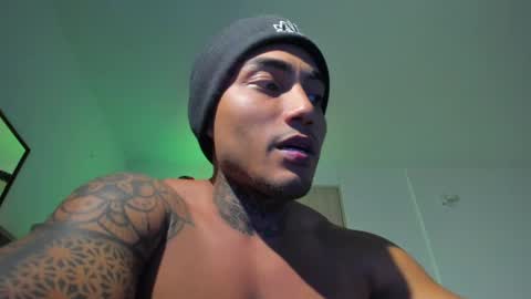 Snapshot of santi__ferrer chatting on April 2026 03:00:02 AM Santi Ferrer online show from April 2026 03:00:02 AM