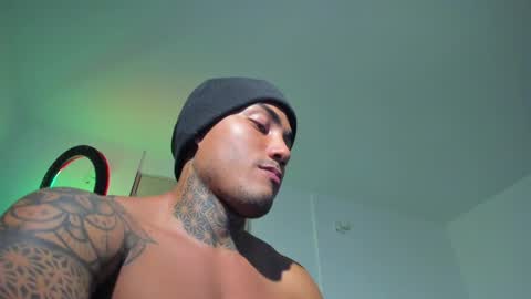 Snapshot of santi__ferrer chatting on April 2026 03:10:01 AM Santi Ferrer online show from April 2026 03:10:01 AM
