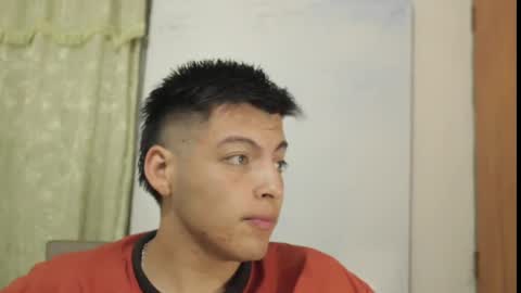 Santiago Henao online show from December 2024 05:53:02 AM