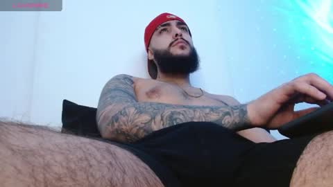 Santiago Hincapiie online show from April 2026 12:44:02 AM