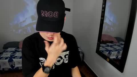 Julius Novachrono  online show from February 2026 08:56:01 AM