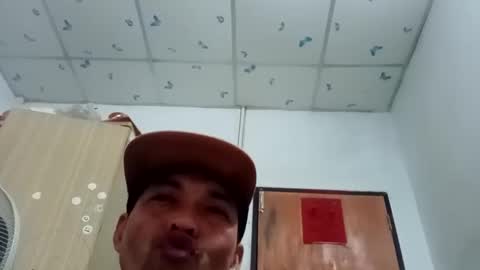 santichai561323 online show from February 2025 01:38:01 AM