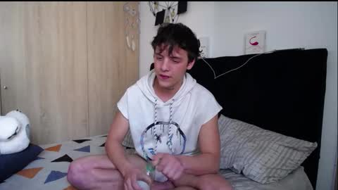 Snapshot of santii_rose chatting on November 2025 10:30:02 PM Santii online show from November 2025 10:30:02 PM