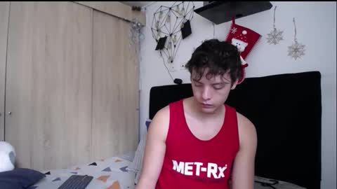 Snapshot of santii_rose chatting on November 2025 04:17:01 PM Santii online show from November 2025 04:17:01 PM