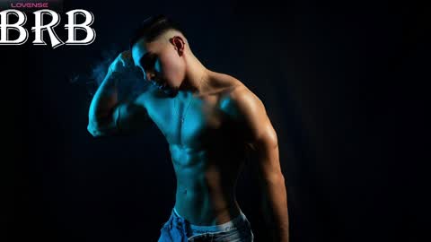 Santiago Seans online show from April 2026 01:11:01 PM