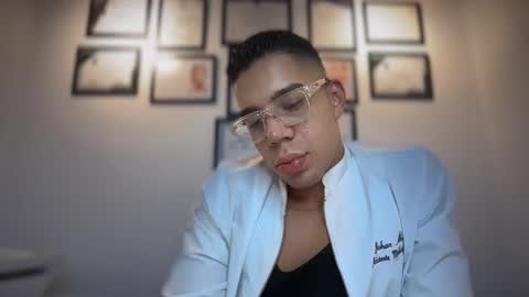 santoxxxkinney online show from February 2026 08:24:02 PM