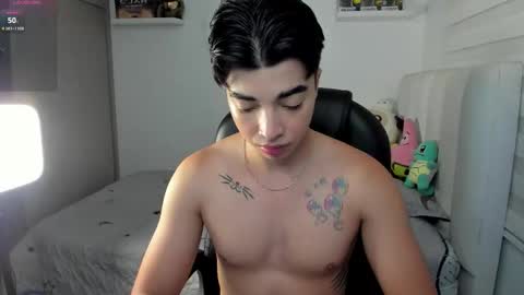 Mr. Santiago online show from November 2025 01:22:01 PM