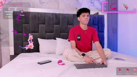 Santiago Carrington online show from April 2026 02:22:01 PM