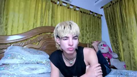 Snapshot of santy_kitty chatting on December 2024 07:21:02 PM kitty online show from December 2024 07:21:02 PM