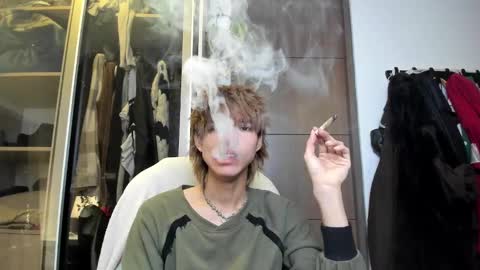 Snapshot of santy_kitty chatting on February 2025 12:14:01 AM kitty online show from February 2025 12:14:01 AM