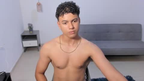 Snapshot of santy_stump chatting on April 2026 10:23:02 PM santy_stump online show from April 2026 10:23:02 PM