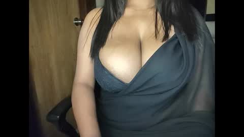 Snapshot of sanvi13 chatting on January 2025 06:52:01 PM sanvi13 online show from January 2025 06:52:01 PM