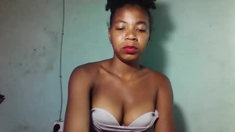 sanyah0123 online show from December 2025 11:28:01 AM