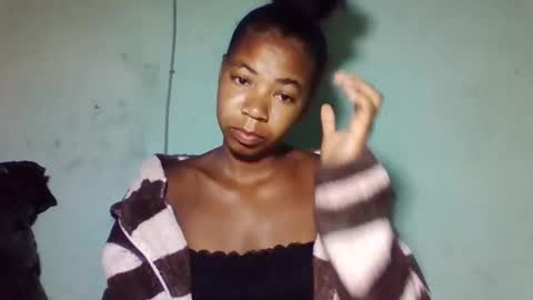 sanyah0123 online show from January 2026 02:17:01 AM