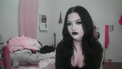 Sapphire online show from November 2025 10:40:01 PM