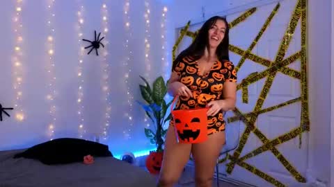 sapphir3xoxo online show from October 2025 11:03:02 PM