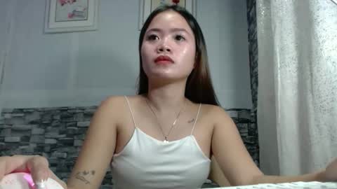 sapphire_amora online show from November 2025 04:53:01 PM