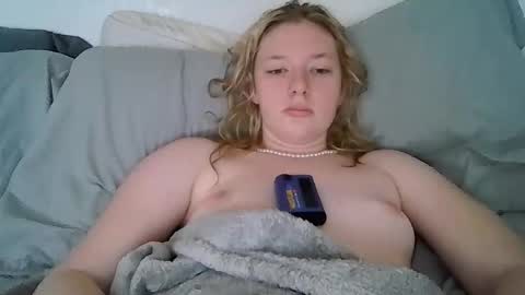 sara9920 online show from April 2026 05:07:02 PM