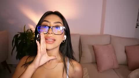 Snapshot of sara_albrecht chatting on November 2025 12:57:02 AM Sara online show from November 2025 12:57:02 AM