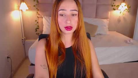 Snapshot of sara_angeelss chatting on November 2025 06:03:01 AM Sara... online show from November 2025 06:03:01 AM