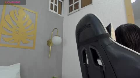 Sara online show from January 2025 12:05:02 PM