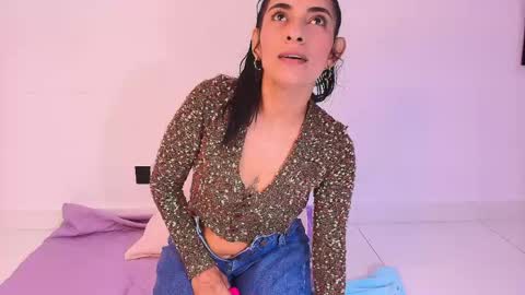 Sara Cook online show from May 2026 12:04:02 PM