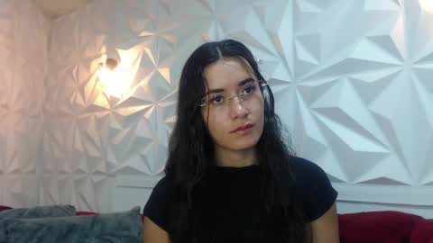 Sara online show from May 2026 12:00:02 PM