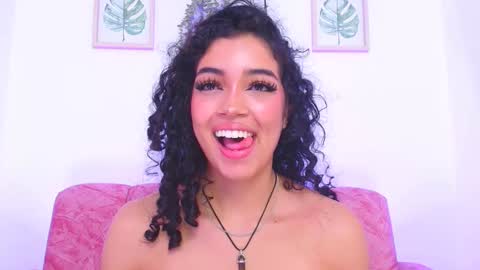 Snapshot of sara_jhonsonn chatting on January 2025 05:10:01 AM Sara Jhonson online show from January 2025 05:10:01 AM