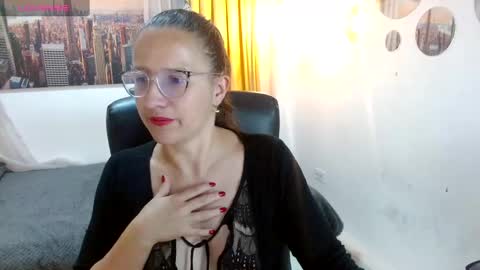 Snapshot of sara_marris0n chatting on December 2024 11:36:01 AM Sara online show from December 2024 11:36:01 AM