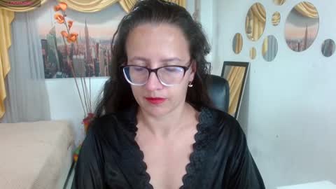 Snapshot of sara_marris0n chatting on February 2025 10:37:02 AM Sara online show from February 2025 10:37:02 AM