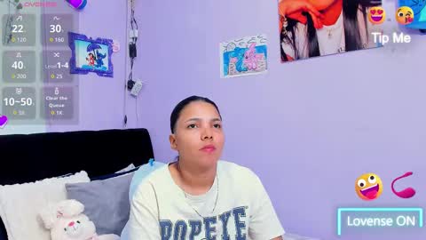 Snapshot of sara_mendez2_ chatting on November 2025 11:24:01 PM Sara Mendez online show from November 2025 11:24:01 PM