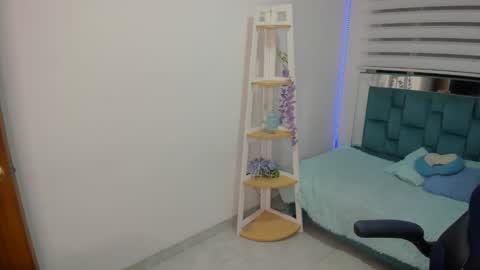 sara_red_x online show from April 2026 03:28:02 AM