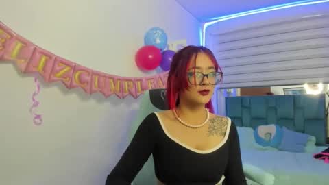 sara_red_x online show from April 2026 05:25:01 AM