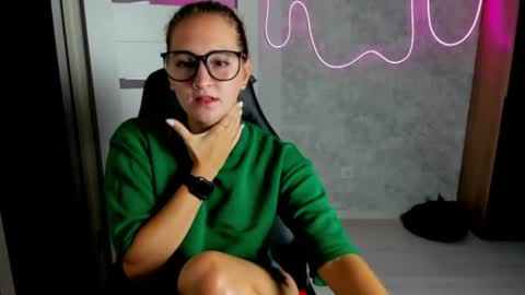 Snapshot of sara_rossse chatting on July 2026 05:23:02 PM Sara online show from July 2026 05:23:02 PM