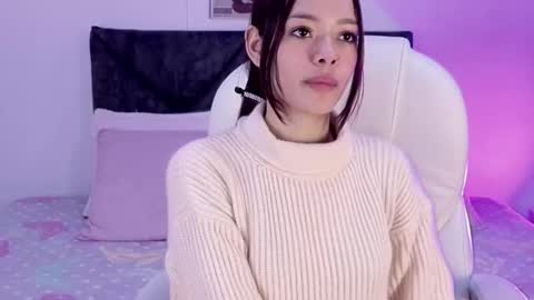 Snapshot of sara_sharma chatting on October 2025 01:09:02 PM sara online show from October 2025 01:09:02 PM