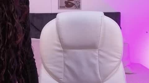 Snapshot of sara_sharma chatting on November 2025 02:39:02 PM sara online show from November 2025 02:39:02 PM