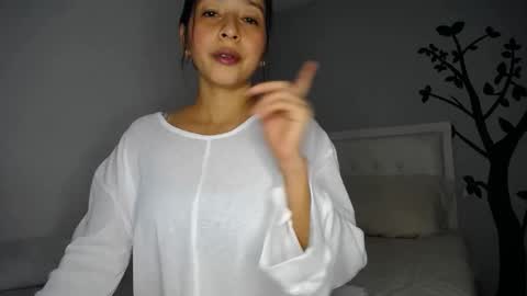 Sara online show from June 2026 09:42:02 PM