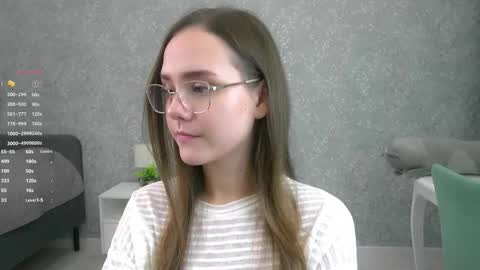 Im Sara  online show from November 2025 07:30:01 PM